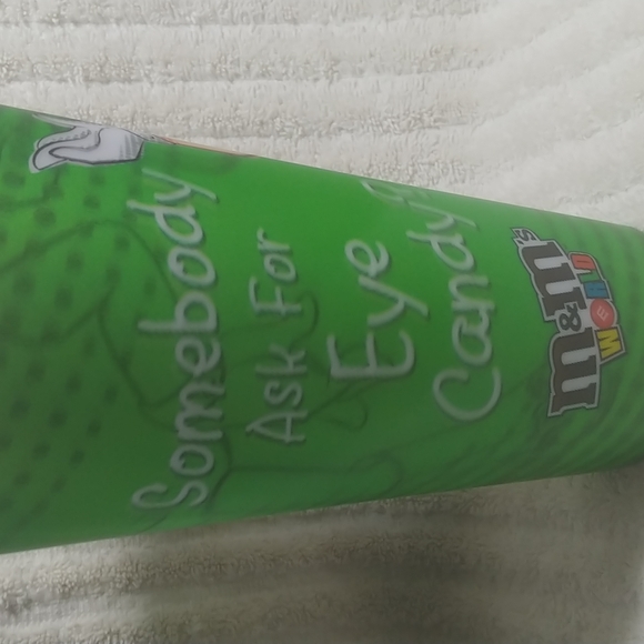 3 M&Ms 20 oz tumblers - Picture 5 of 9